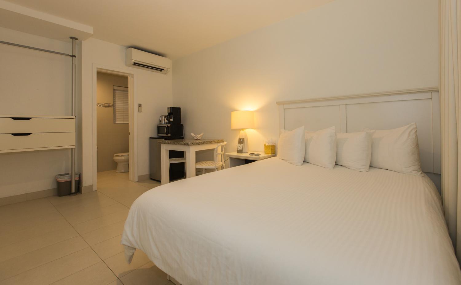 Premiere Hotel Fort Lauderdale Room photo